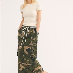 Free People Let Me In Camo Maxi Skirt - Small